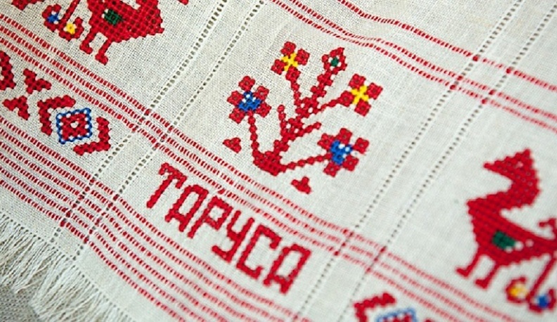 Калужанам предлагают поддержать тарусскую вышивку на голосовании туристической премии «Russian Traveler Awards 2022 – Сокровища России».