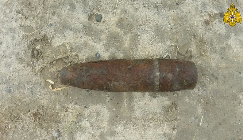 В Калужской области саперы обезвредили ручную гранату и артиллерийский снаряд