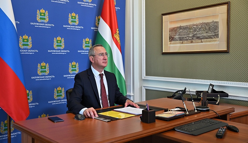 В Калужской области планируют увеличить оклады соцработникам и решить кадровый вопрос в здравоохранении