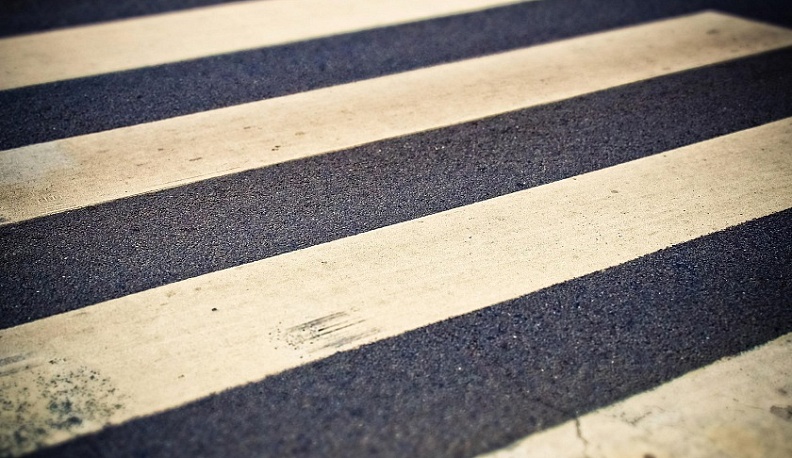 В Калуге прокуратура обязала управление горхозяйства обновить дорожную разметку