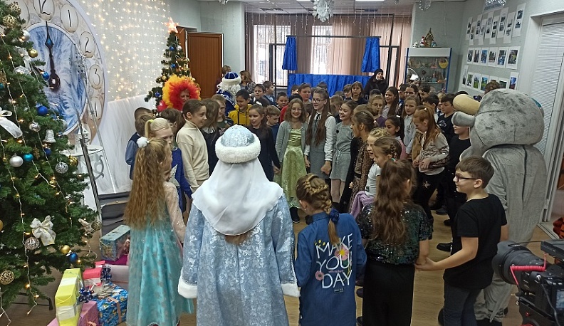 В Жукове в городском Доме культуры состоялась премьера спектакля для детей