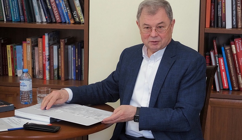 Сенатор Анатолий Артамонов рассказал калужским студентам, как найти свое место в жизни