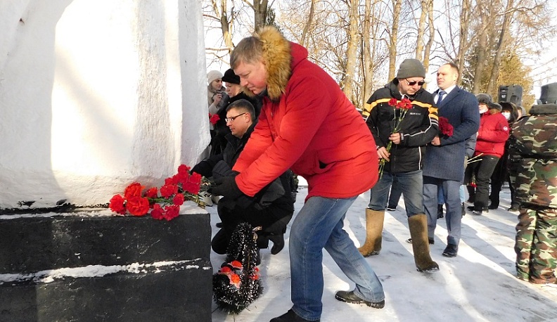 Дзержинский район торжественно отметил День Защитника Отечества