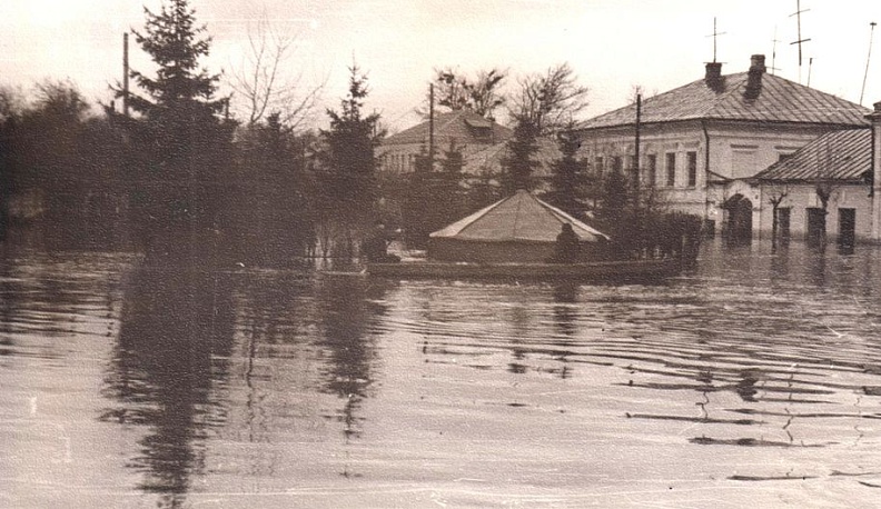 История начинается с документа