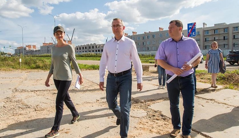 Владислав Шапша поручил подать заявку по строительству нового ливневого коллектора 