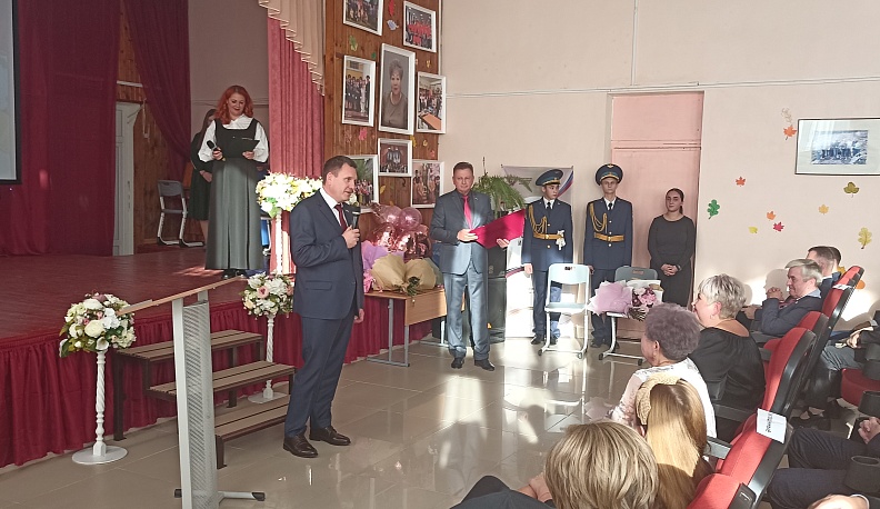 Балабановская школа №1 стала «Домом ЮНАРМИИ»