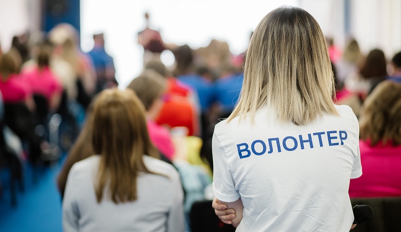 Председатель Законодательного собрания Калужской области поздравил волонтеров с праздником 