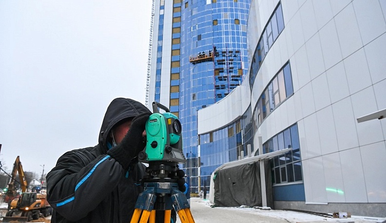 Территорию около Дворца спорта в Калуге благоустроят до конца года