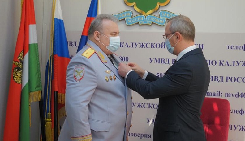 Владислав Шапша поздравил полицейских Калужской области профессиональным праздником