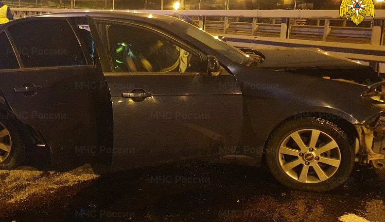 В ночном ДТП на Гагаринском мосту в Калуге пострадали люди