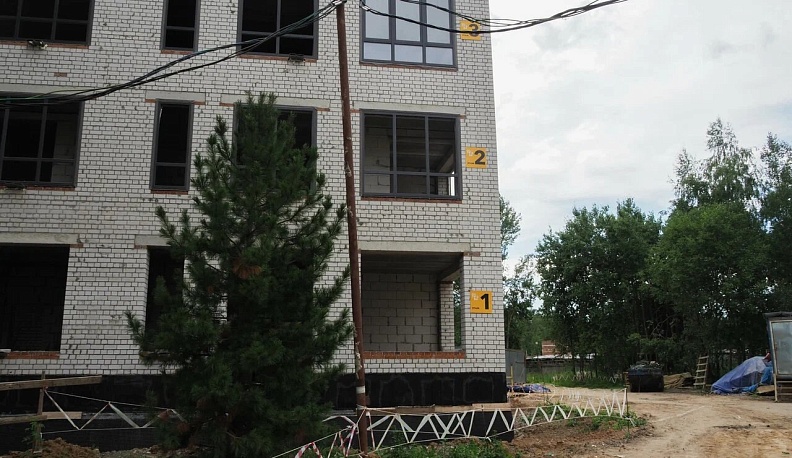 Мэр Калуги проверил ход строительства «Островов»