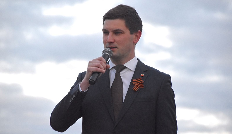 На Площади Победы людиновцы зажгли Свечи памяти