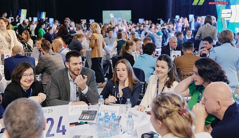 16 управленцев из Калужской области участвуют в онлайн-полуфиналах конкурса «Лидеры России. Команда»