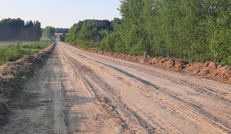 В Калужской области по просьбам жителей идет ремонт дорог