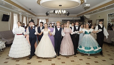 В Козельске прошел епархиальный бал