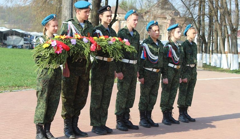 Фронтовыми маршрутами