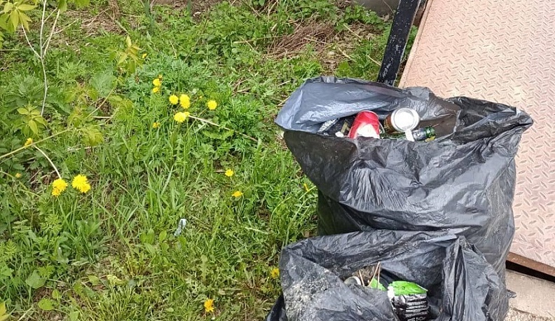 В Боровском районе убрали мусор после обращений в интернете