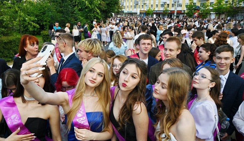 Детство, прощай! в добрый путь!