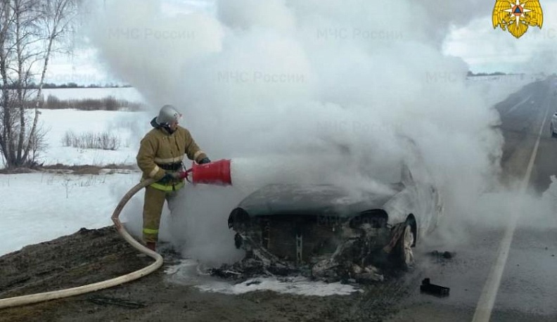 На Киевской трассе в Калужской области сгорел автомобиль
