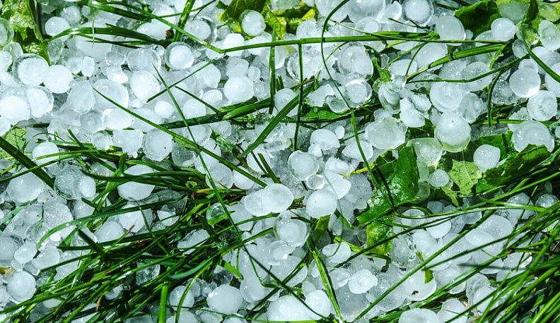 В Калужской области выпал огромный град