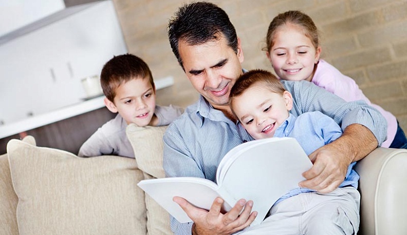 Накануне Дня отца в Людинове стартовал онлайн-фотоконкурс «Самый лучший папа».