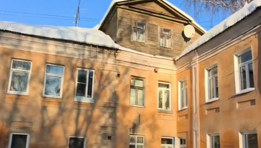 Масштабная реставрация дома-памятника на улице Плеханова стартовала в Калуге