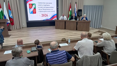 В Дзержинском округе ветераны помогают органам власти решать проблемы поселений
