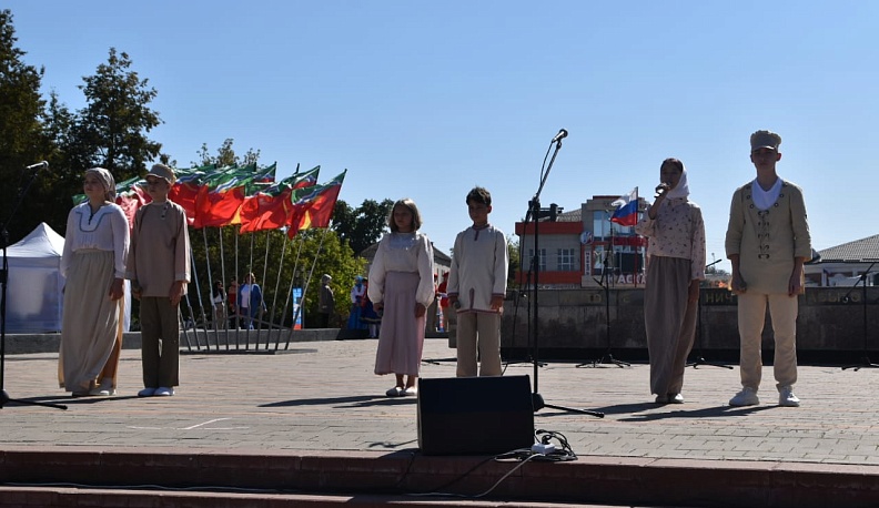 Людиновцы празднуют 95- ю годовщину образования района