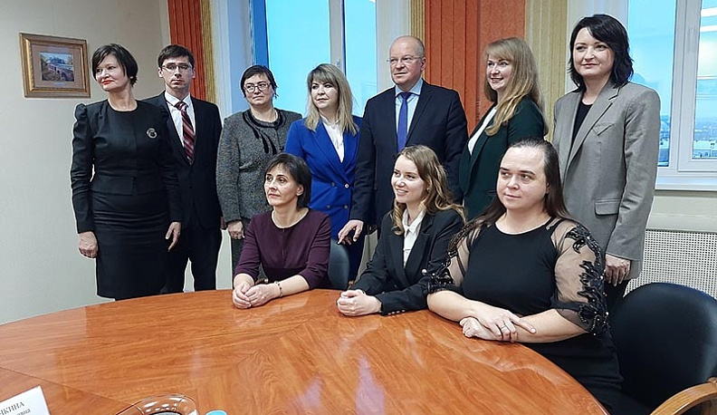 В Калуге обсудили роль классных руководителей в воспитательном процессе 