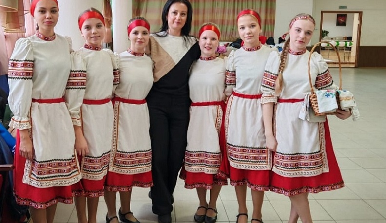 Спас-деменские танцовщицы стали призерами областного конкурса