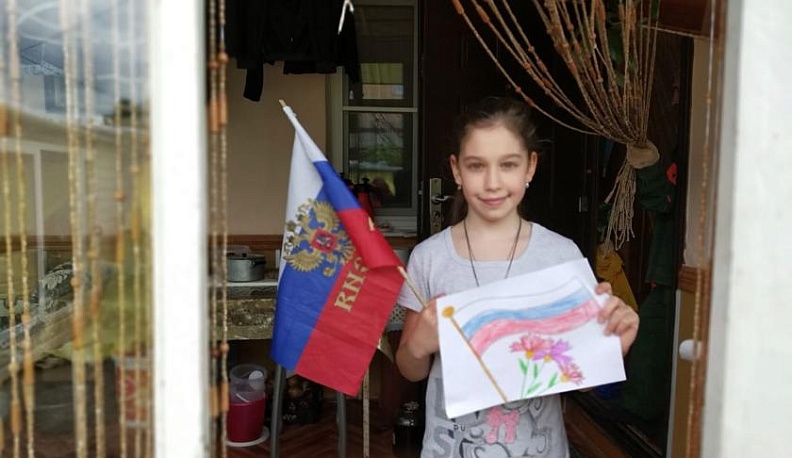 Ко Всероссийской акции «Окна России» присоединился Тарусский район