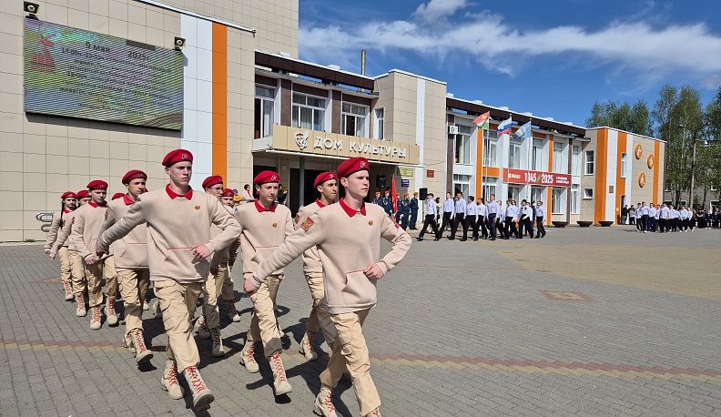 Около 120 детей прошли маршем по улицам Перемышля