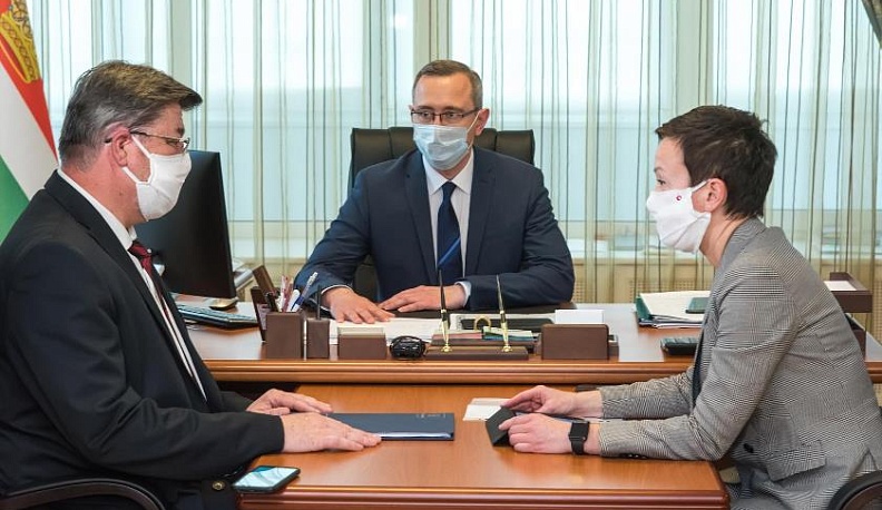 Владислав Шапша провел рабочую встречу с главой наукограда