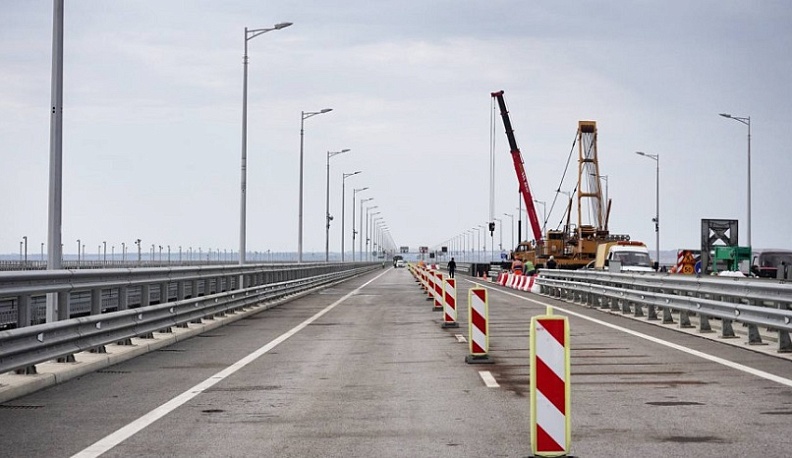 Для автодвижения открыта левая часть Крымского моста 