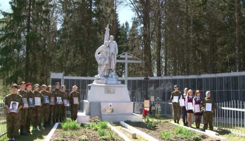 Родных погибшего солдата из Малоярославецкого района ищут поисковики