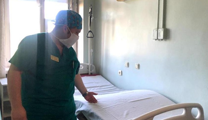 В неврологии КБ №8 Обнинска заменят койки и медицинскую мебель