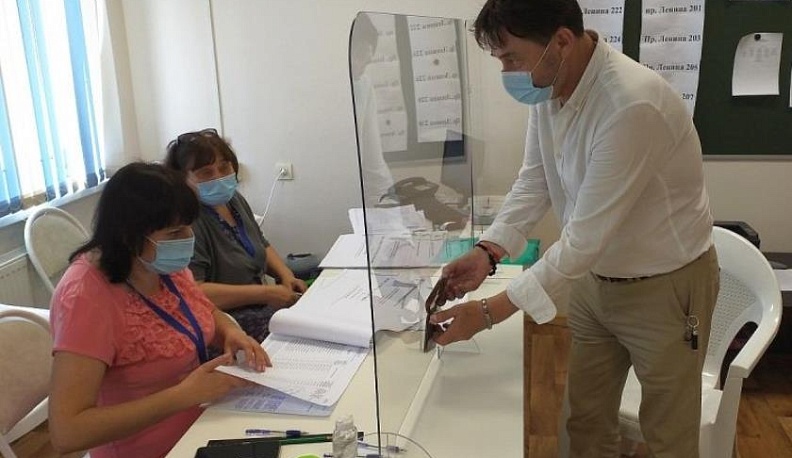 Депутаты Обнинского городского Собрания приняли участие в голосовании по поправкам в Основной закон страны 