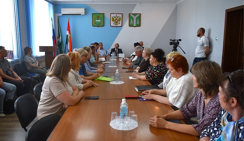 В Кирове с рабочей поездкой побывал депутат Государственной Думы Геннадий Скляр