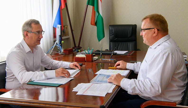 Владислав Шапша обсудил проблемы жителей Медынского района с главой администрации