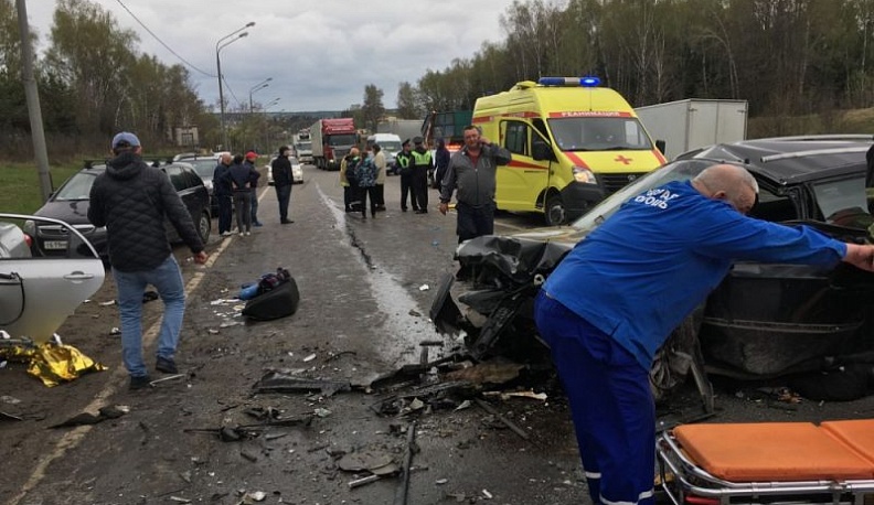 После массовой автоаварии на М-3 умер пятилетний ребенок
