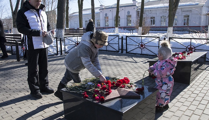 В Бабынинском районе прошёл автопробег в поддержку спецоперации на Украине
