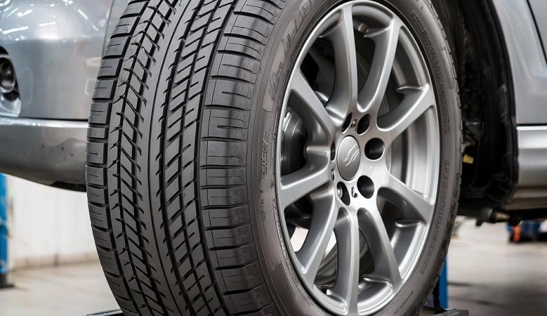 Житель Тарусского района выплатил долг после ареста шиномонтажа 