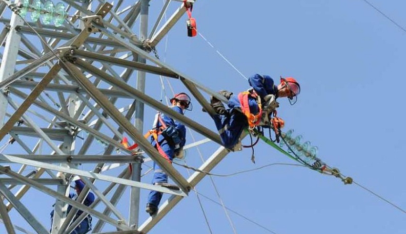 Энергетики планово отключают электричество в Калуге и 13 пригородах 