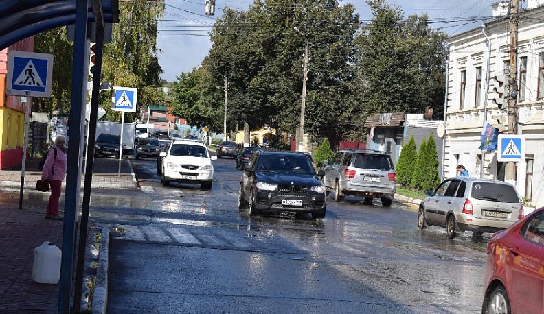 Куда ж несёшься ты?!