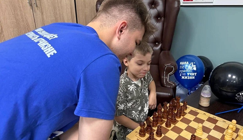 В фонде «Защитники Отечества» состоялся круглый стол с участием многодетных отцов – ветеранов СВО