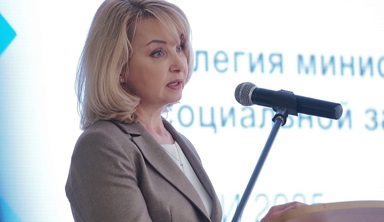 Владислав Шапша поблагодарил сотрудников регионального министерства труда и социальной защиты за работу в 2025 году 