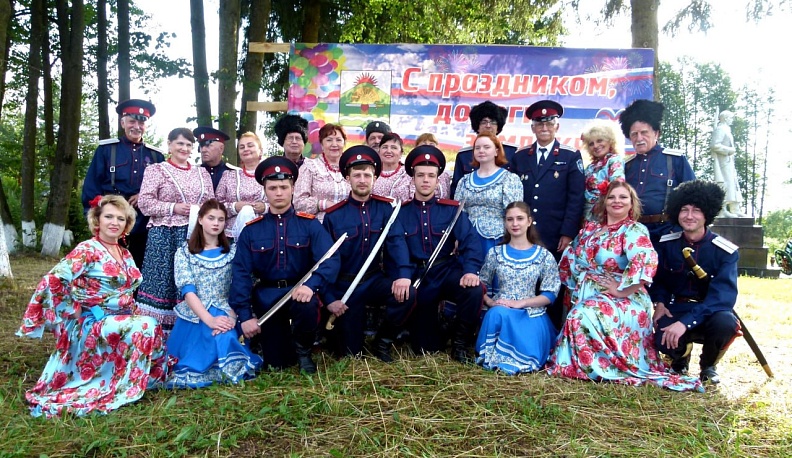 Жители Ивановского сельского поселения в Износковском районе отпраздновали День рождения деревни