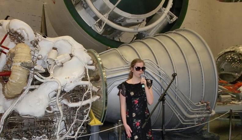 Слепая певица покорила калужан