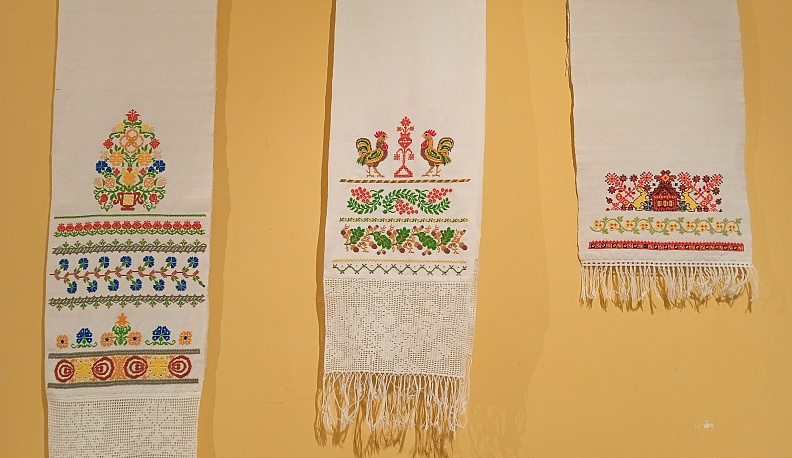 В Музее изобразительных искусств открылась выставка «Калужская городская вышивка» 