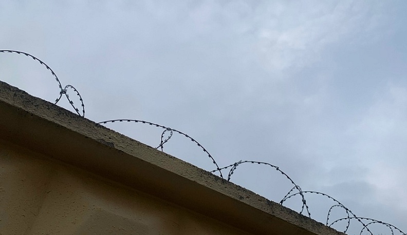 В Калуге росгвардейцы задержали подростка за кражу СИМ-карт